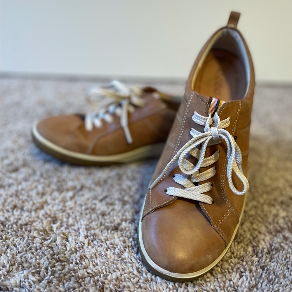 Ecco leather sneakers